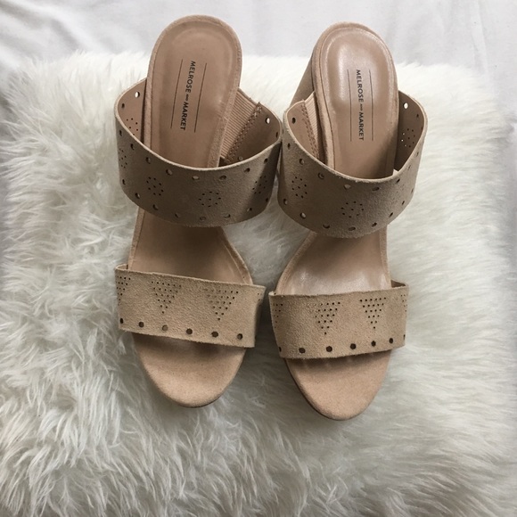 NWT Melrose & Market Heels - Picture 5 of 6